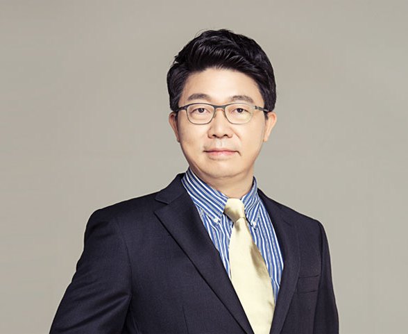 Kim Soo-young 院长